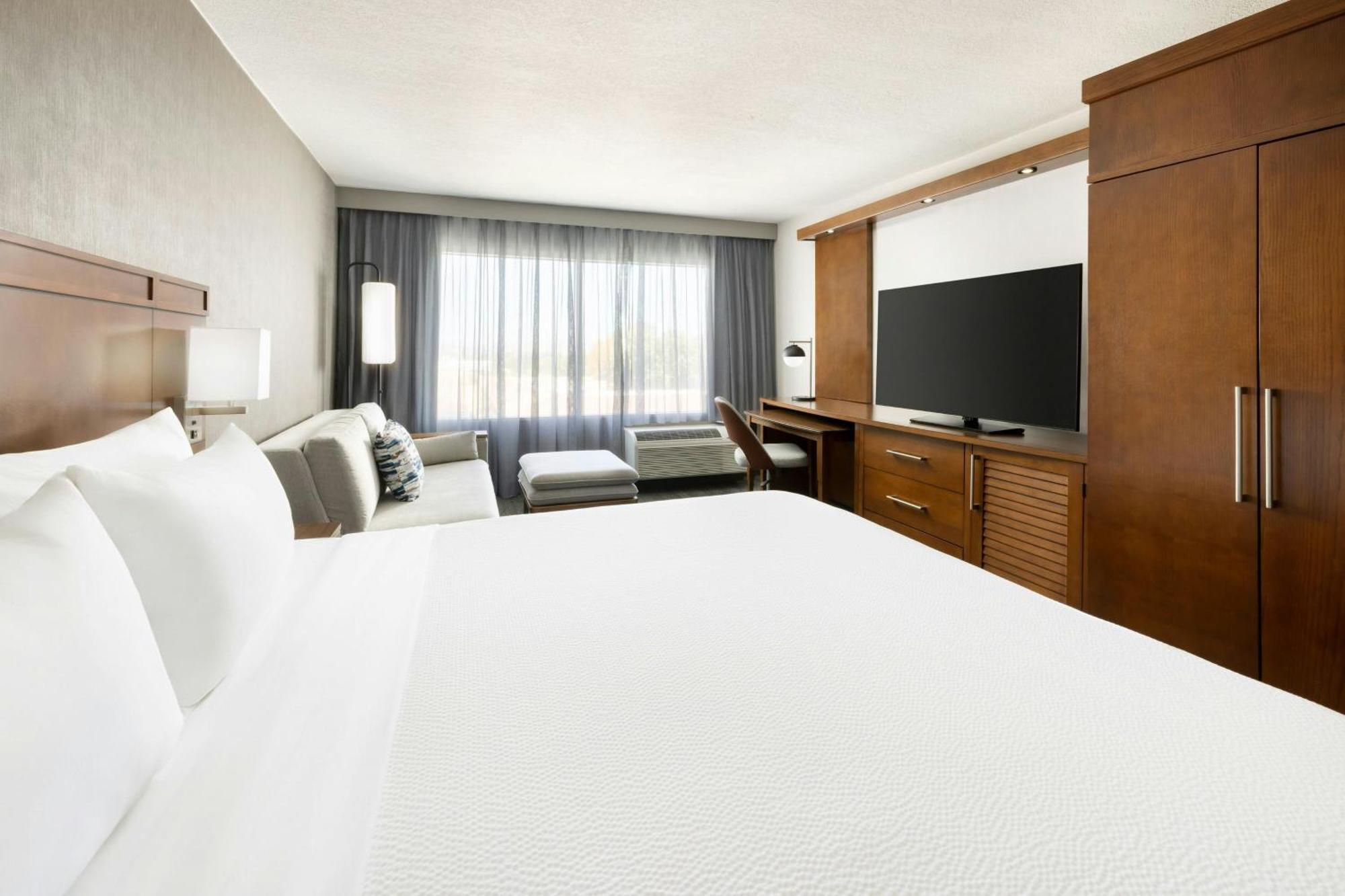 คอร์ตยาร์ด ลอสแองเจลิส วูดแลนด์ฮิลส์ Hotel ลอสแอนเจลิส ภายนอก รูปภาพ