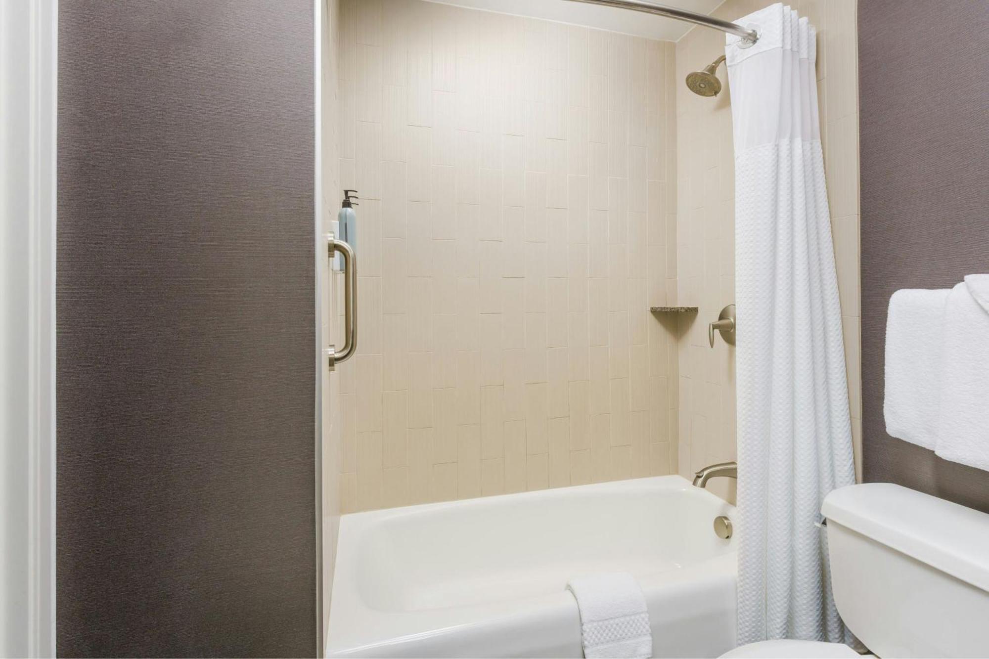 คอร์ตยาร์ด ลอสแองเจลิส วูดแลนด์ฮิลส์ Hotel ลอสแอนเจลิส ภายนอก รูปภาพ
