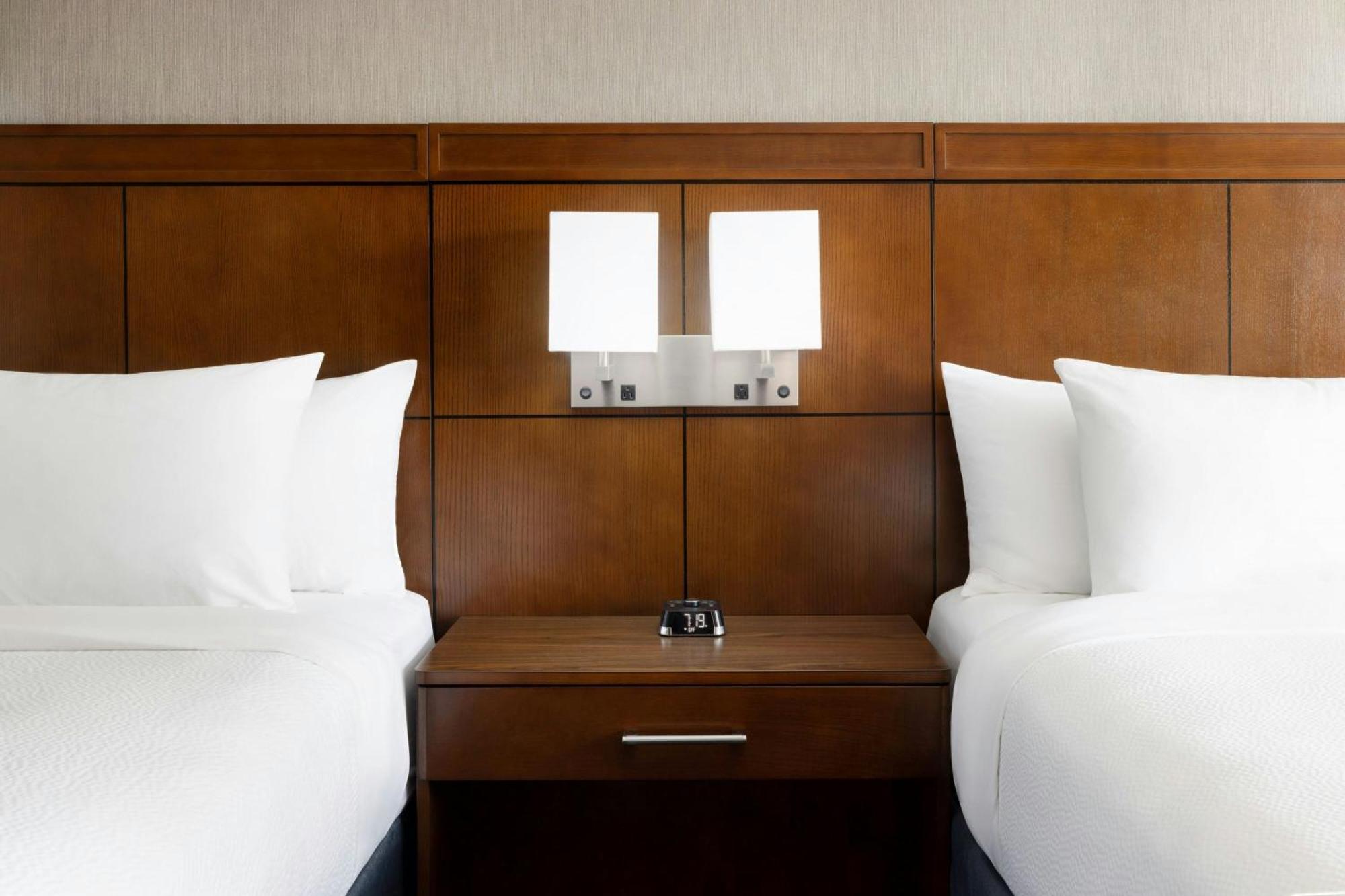 คอร์ตยาร์ด ลอสแองเจลิส วูดแลนด์ฮิลส์ Hotel ลอสแอนเจลิส ภายนอก รูปภาพ